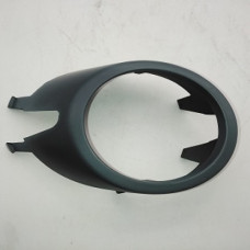 AUDI A4 05-07 LH B.GRILLE+HOLE