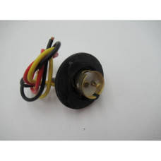 GLOBE HOLDER- D/C TWIST 3-WIRE