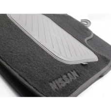 CAR MATS-NISSAN