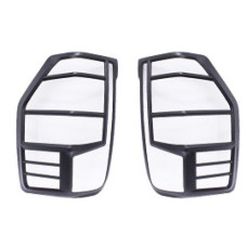 MITSUBISHI TRTON 20- TAIL LIGHT TRIM MB